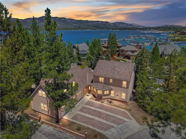 $976,800 | 494 Lakeview Court, Big Bear Lake, CA 92315