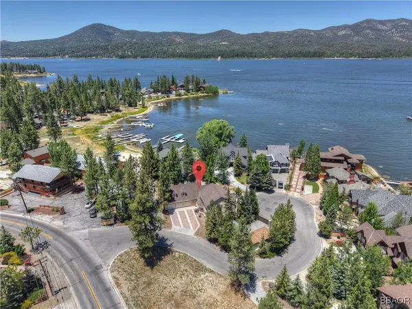 $976,800 | 494 Lakeview Court, Big Bear Lake, CA 92315