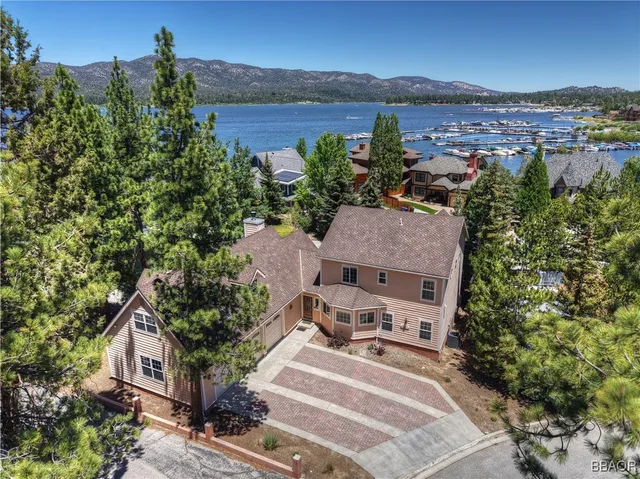 $976,800 | 494 Lakeview Court, Big Bear Lake, CA 92315