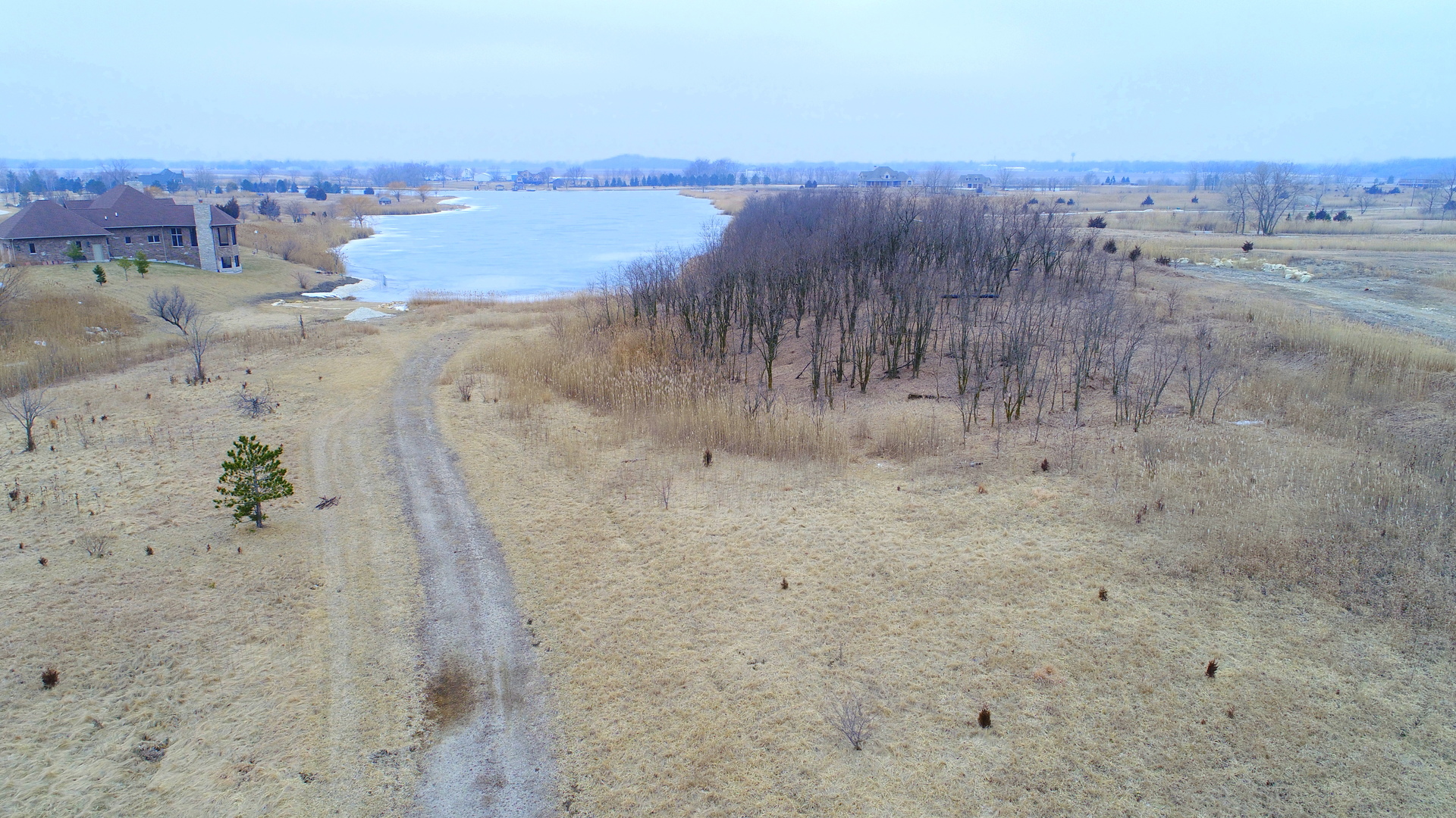 17 South Kankakee Road Gardner, IL 60424 - Photo 2 of 15 a view of an ocean beach
