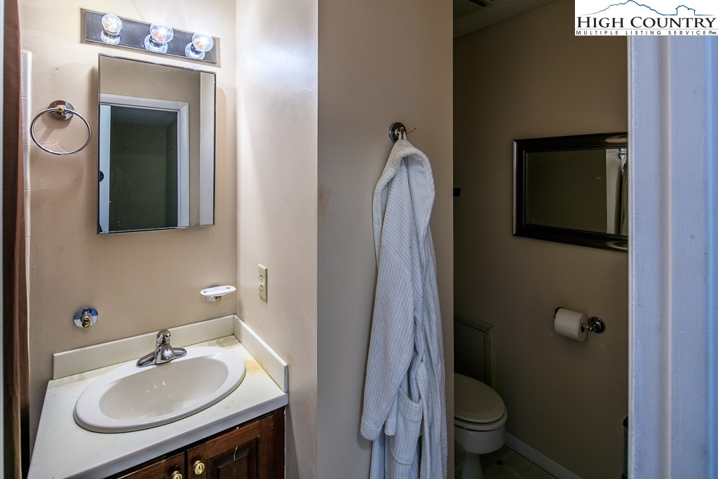 165 Meadow Ridge Road, Unit 8 Boone, NC 28607 - Photo 23 of 33 Gallery Image 23