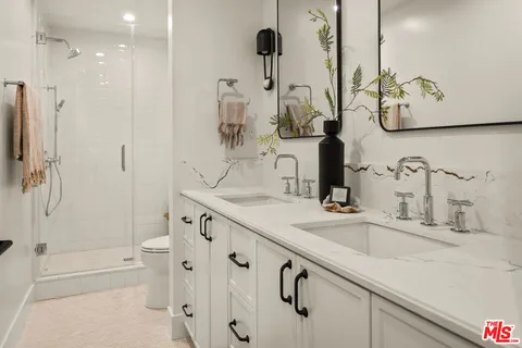 $2,495,000 | 3289 Kelton Avenue, Los Angeles, CA 90034