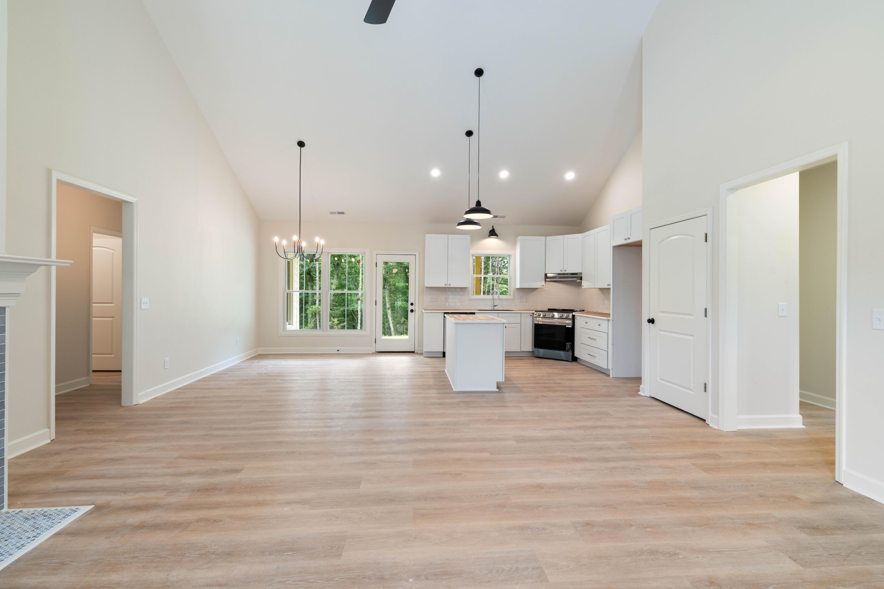 293 Peavine Way Rock Spring, GA 30739 - Photo 9 of 44 Living Room - 3 (2)