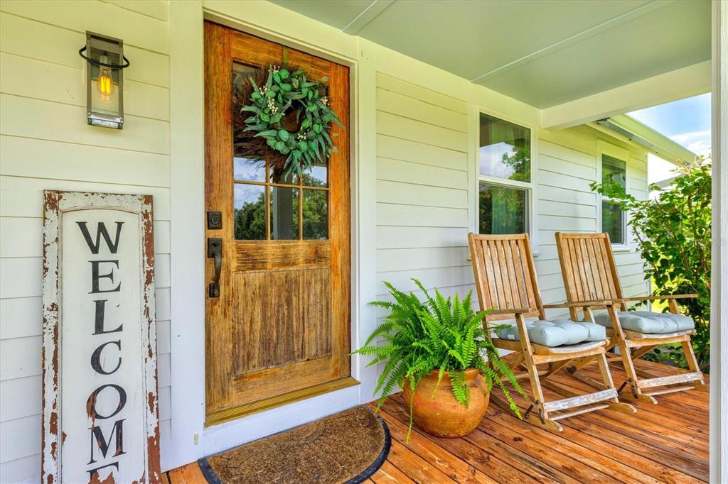 5710 Vanderipe Road Sarasota, FL 34241 - Photo 8 of 100 Gallery Image 8