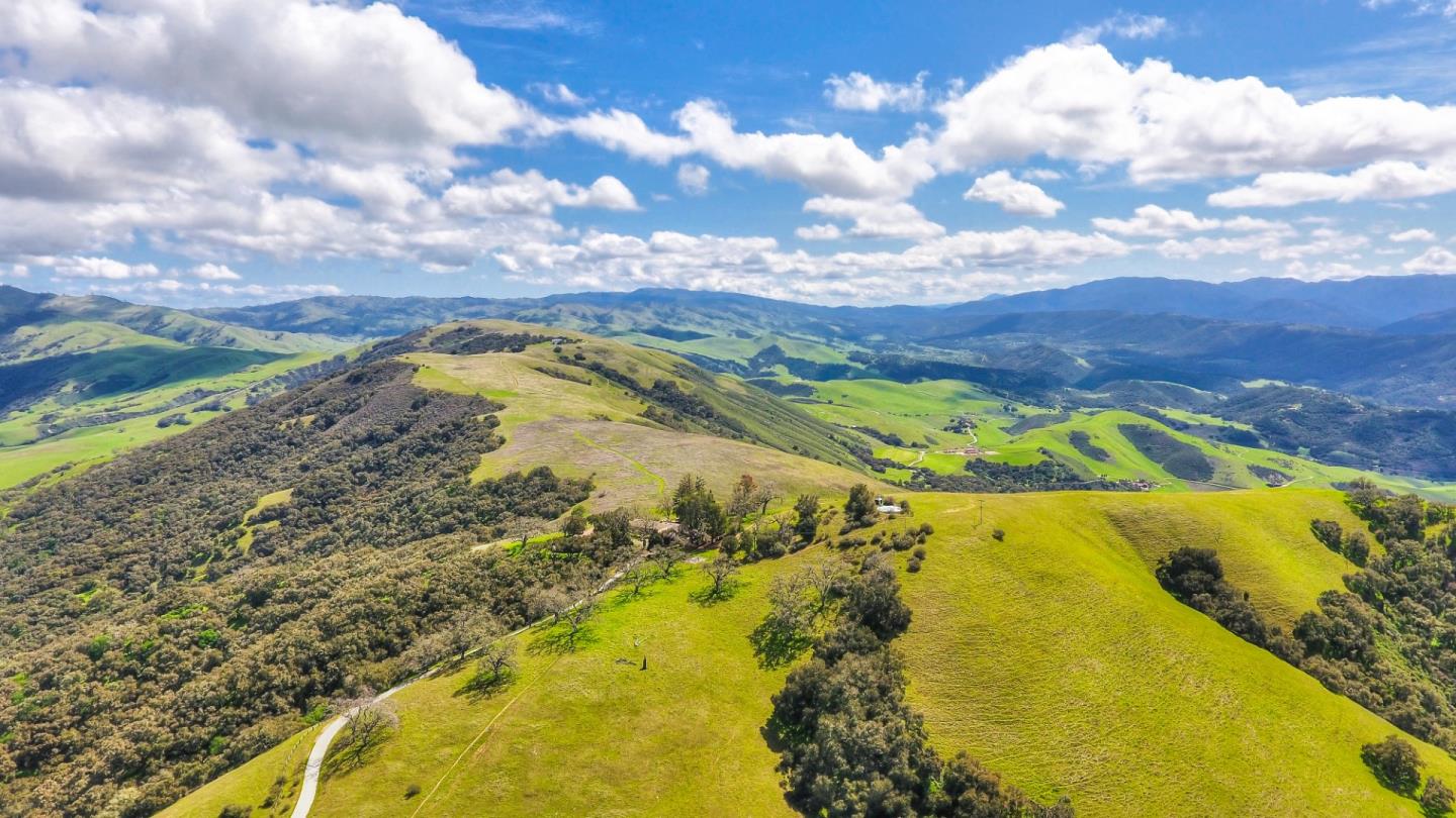 500 El Caminito Road Carmel Valley, CA 93924 - Photo 6 of 105