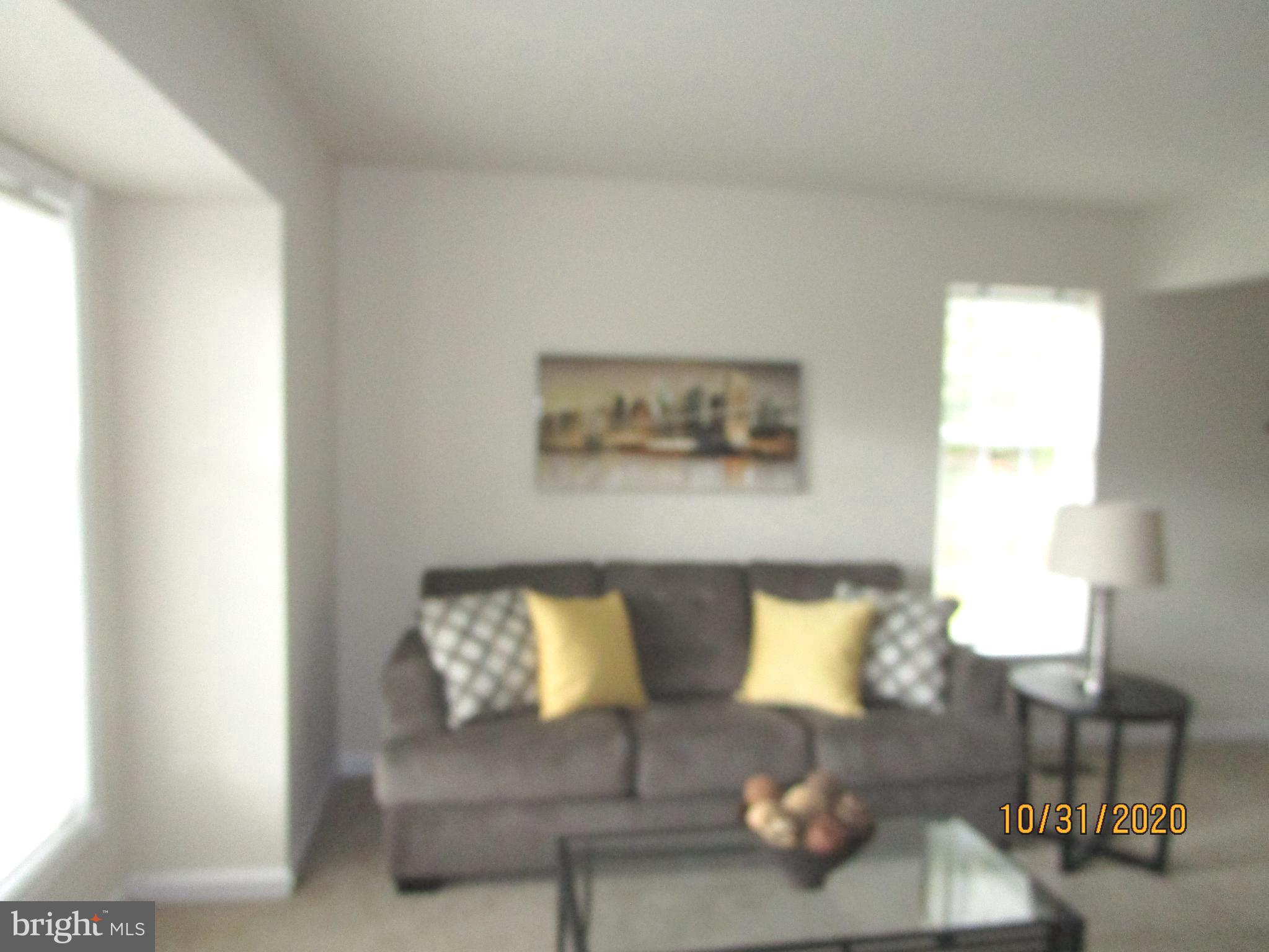 2242 Wetherburne Way Frederick, MD 21702 - Photo 3 of 14 Living Area