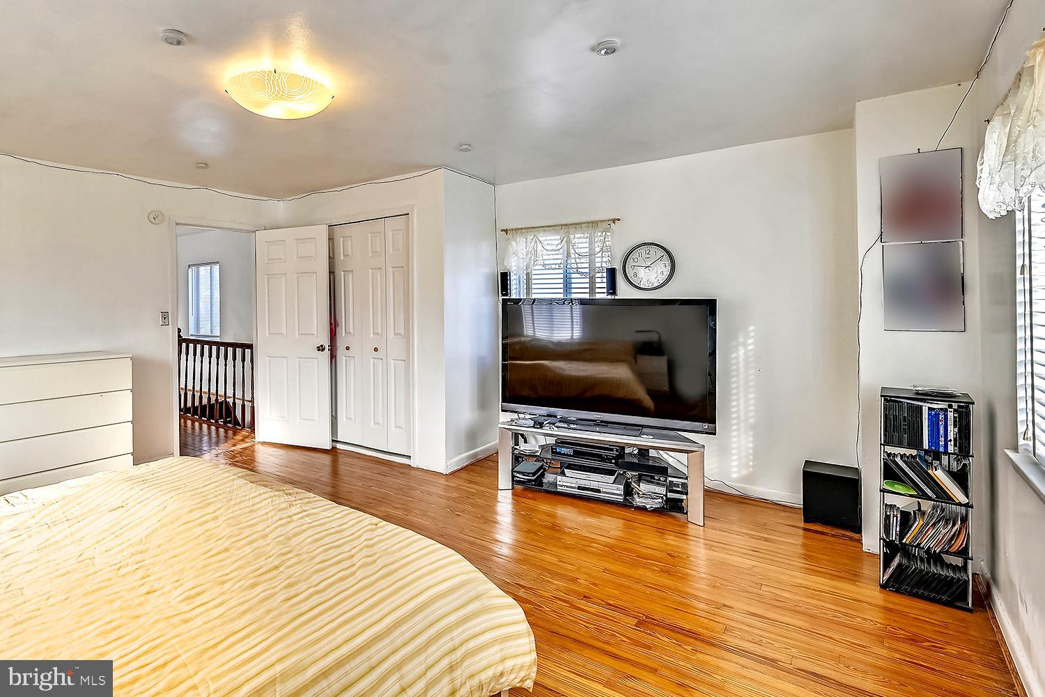 1628 Oldtown Road Edgewater, MD 21037 - Photo 23 of 40 Lots of Space for Desk, Sitting Area or TV