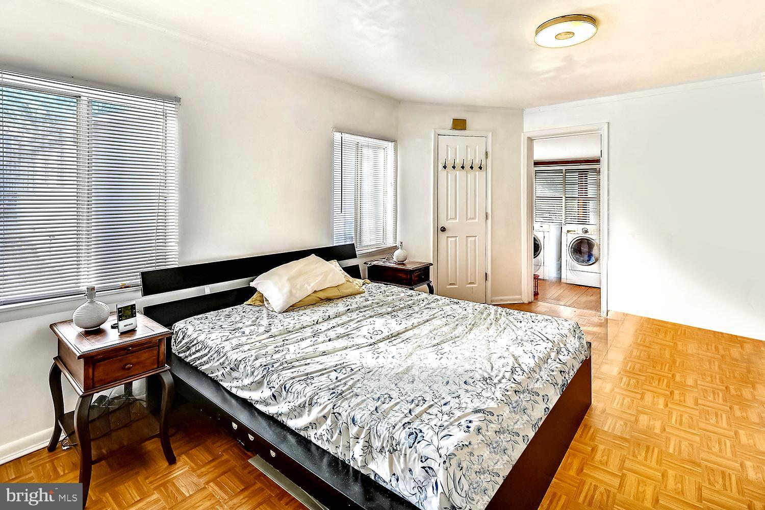 1628 Oldtown Road Edgewater, MD 21037 - Photo 25 of 40 Bright 'n' Airy 2nd Upper Level Bedroom