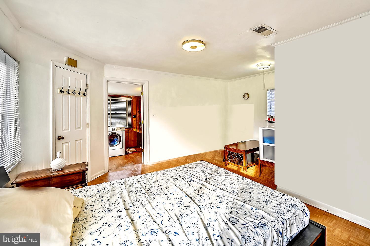 1628 Oldtown Road Edgewater, MD 21037 - Photo 26 of 40 Adjoining Upper Level Laundry