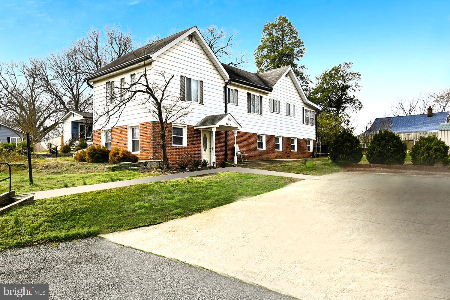 1628 Oldtown Road Edgewater, MD 21037 - Photo 5 of 40 Expansive Multi-Vehicle Parking Pad