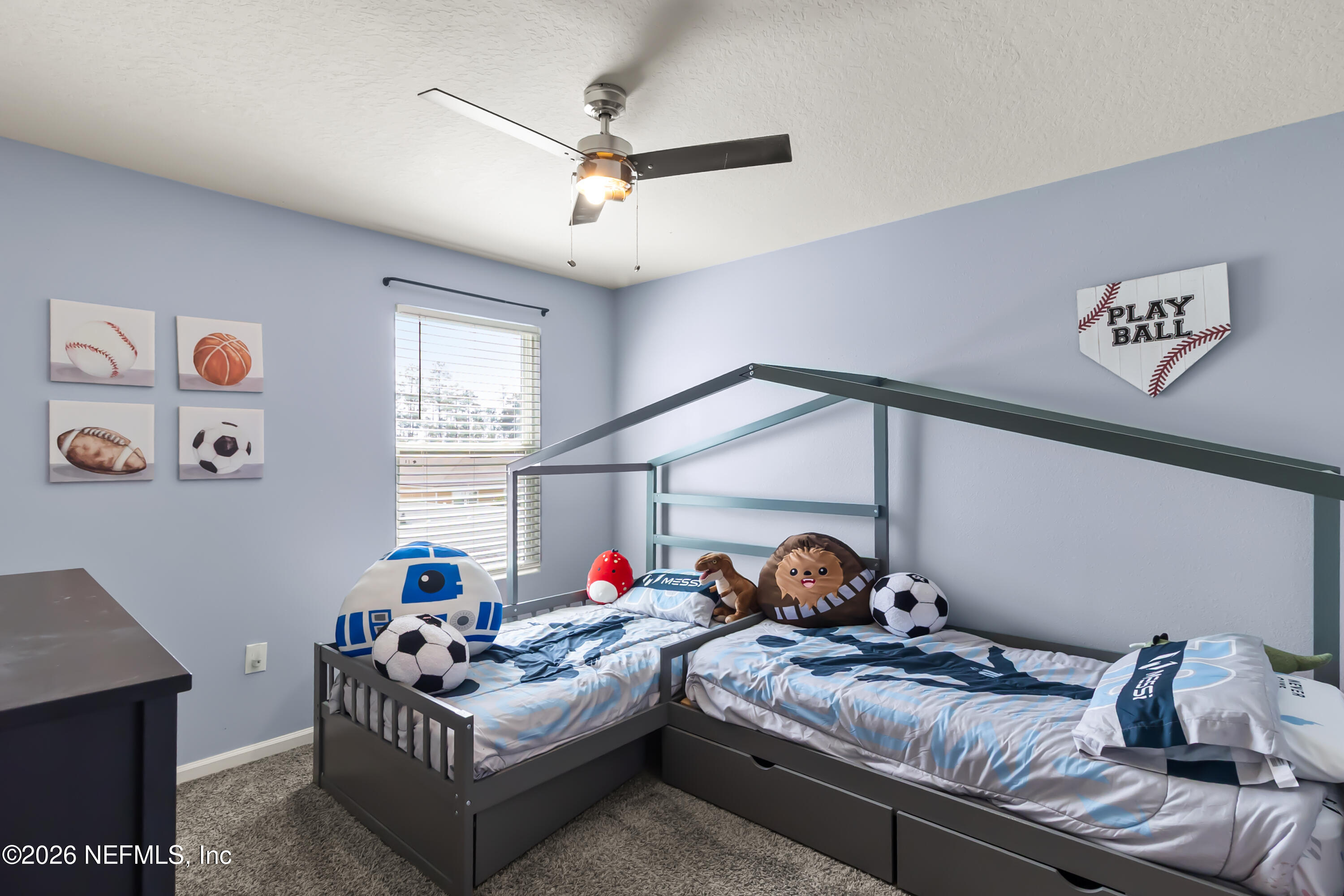 3825 Bronco Road Middleburg, FL 32068 - Photo 10 of 18 a bed room with bed and a window