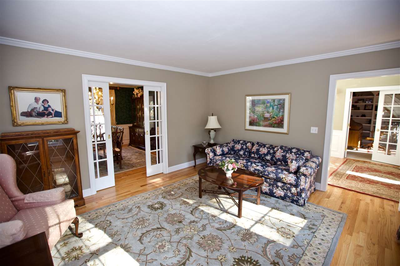 123 Powder Hill Road Bedford, NH 03110 - Photo 16 of 38 Gallery Image 16