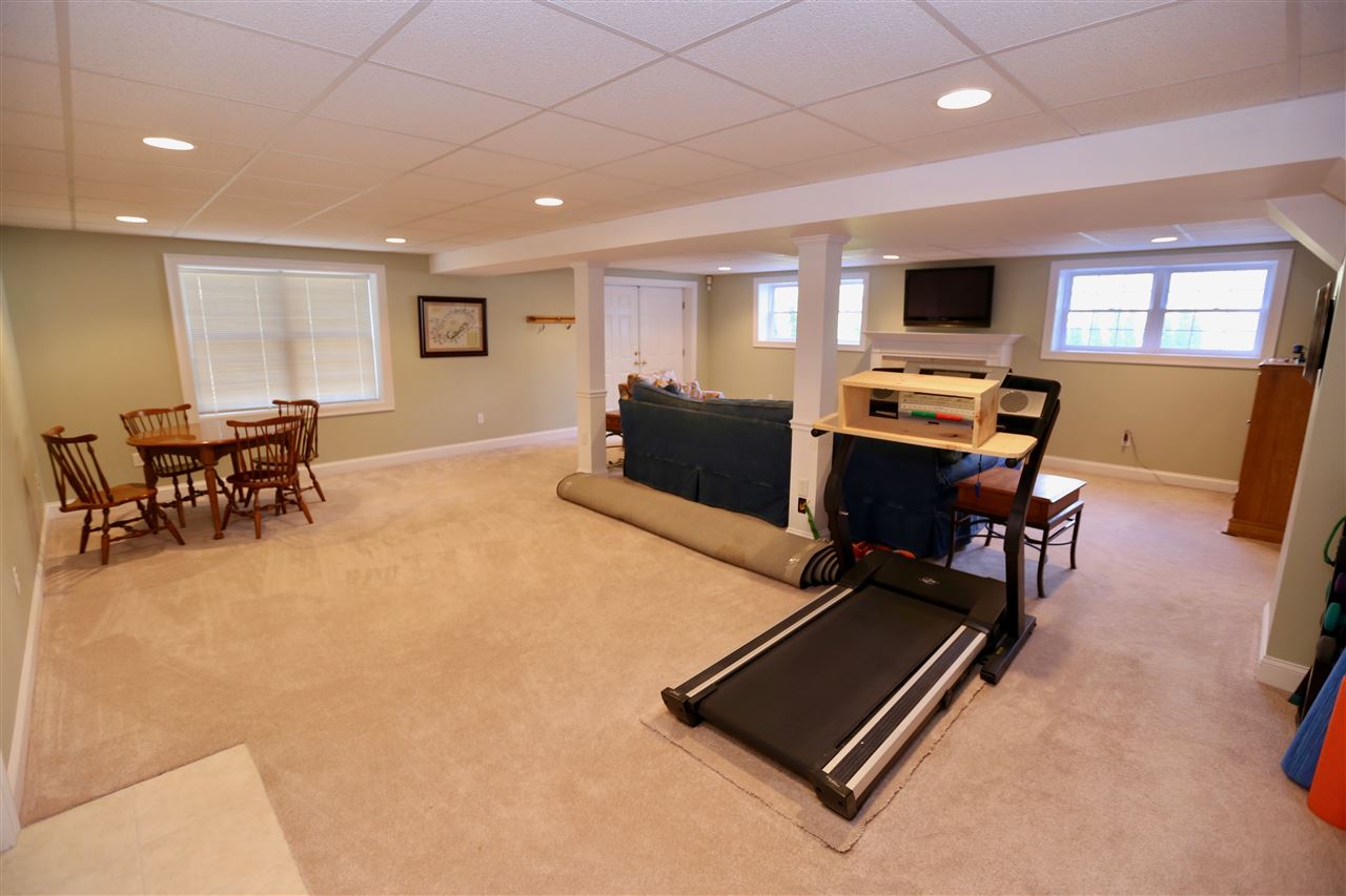 123 Powder Hill Road Bedford, NH 03110 - Photo 34 of 38 Gallery Image 34
