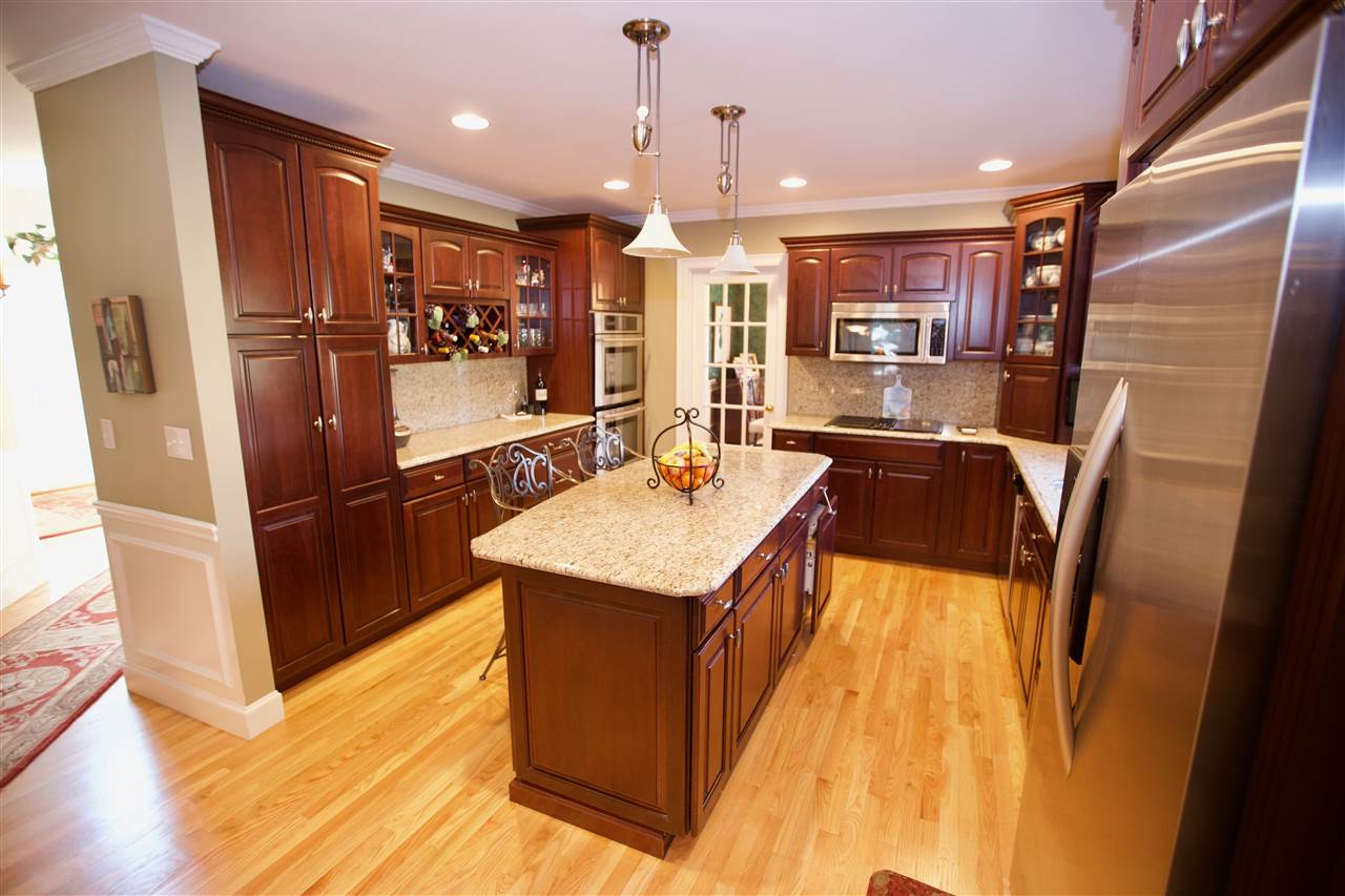 123 Powder Hill Road Bedford, NH 03110 - Photo 8 of 38 Gallery Image 8