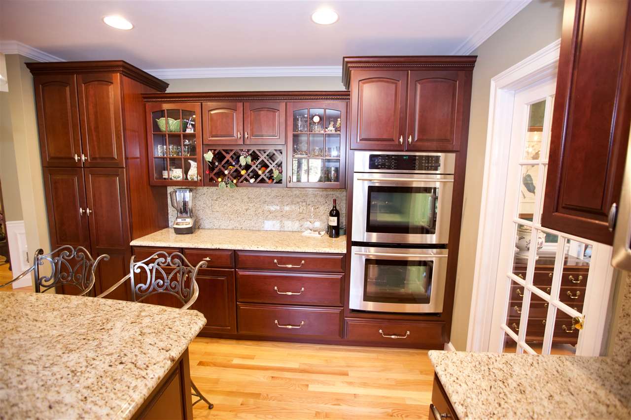 123 Powder Hill Road Bedford, NH 03110 - Photo 10 of 38 Gallery Image 10