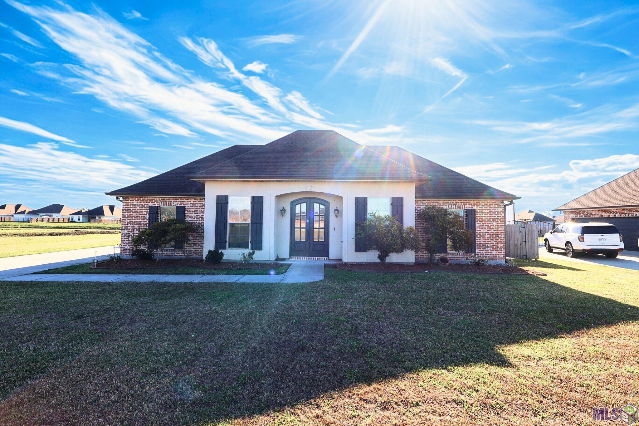 591 Waverly Road Thibodaux, LA 70301 - Photo 1 of 24