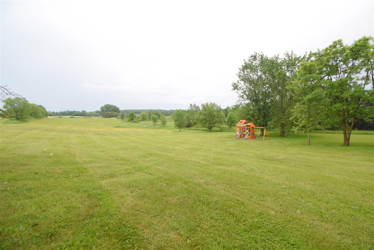 7422 Green Road Fenton, MI 48430 - Photo 52 of 56 50014194-51.JPG