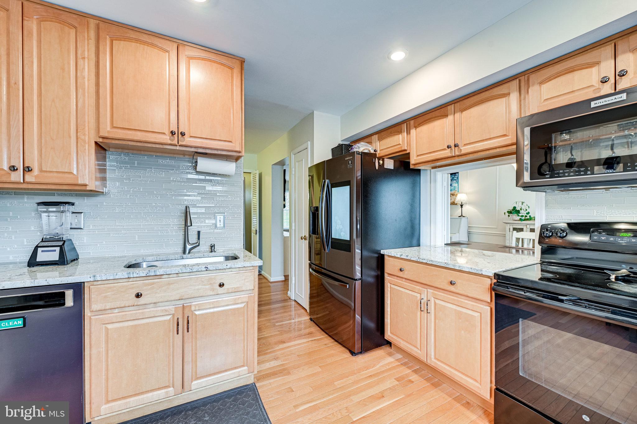 8401 Willow Forge Road Springfield, VA 22152 - Photo 13 of 33