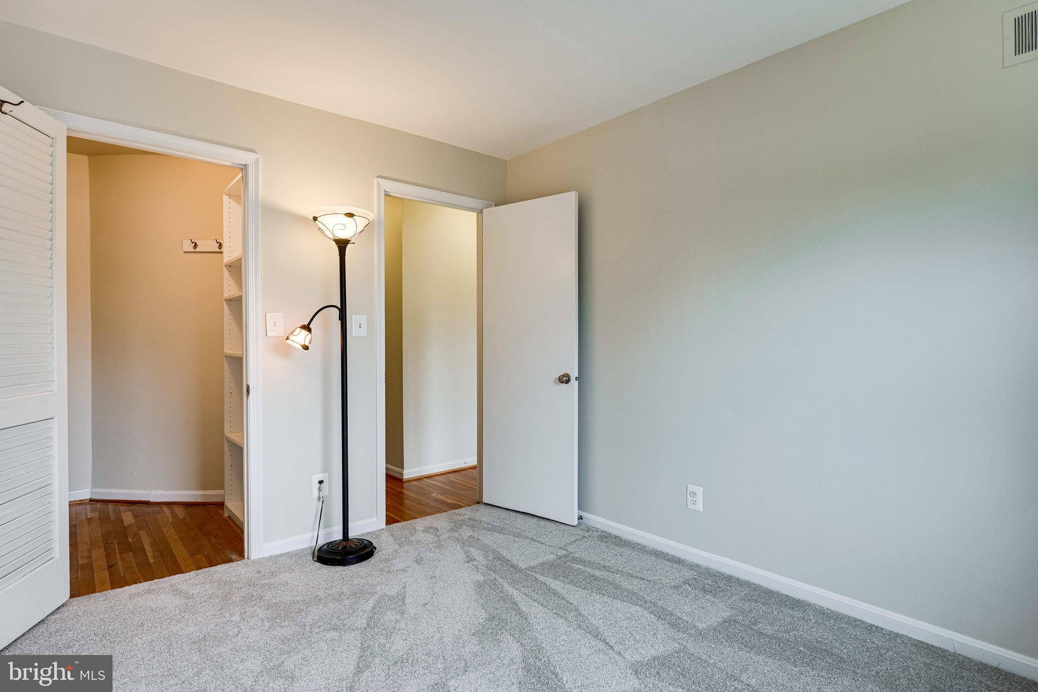 8401 Willow Forge Road Springfield, VA 22152 - Photo 17 of 33