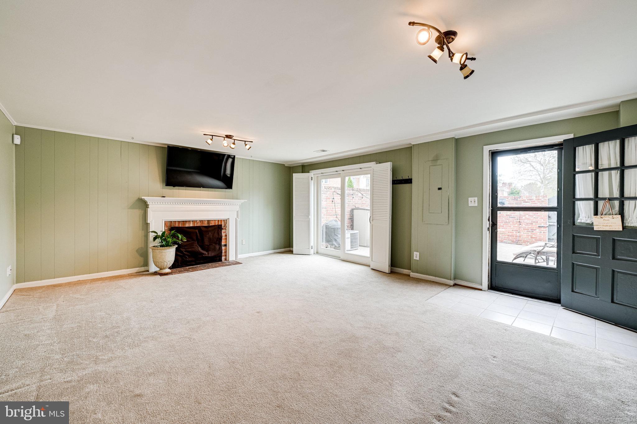 8401 Willow Forge Road Springfield, VA 22152 - Photo 25 of 33