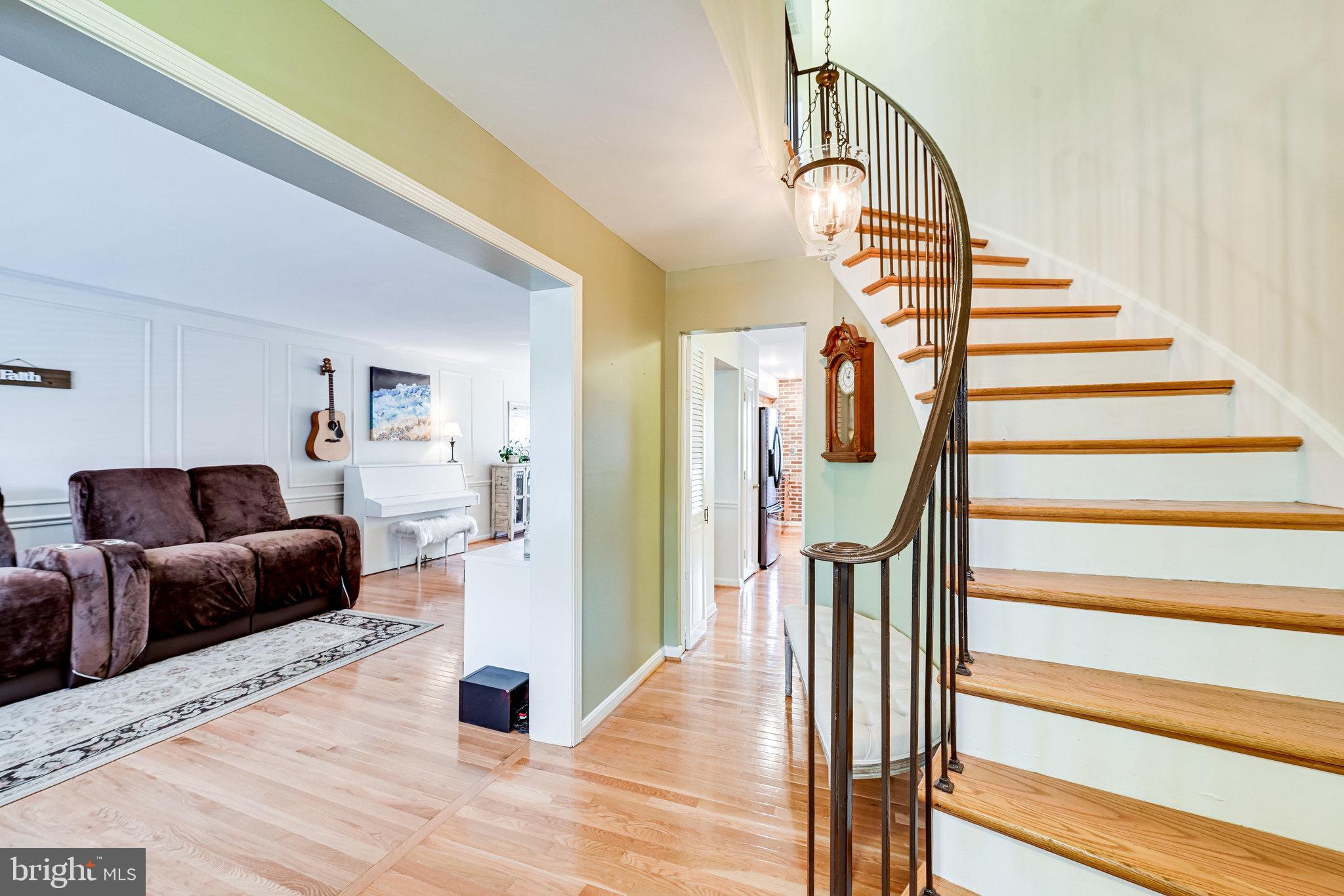 8401 Willow Forge Road Springfield, VA 22152 - Photo 5 of 33