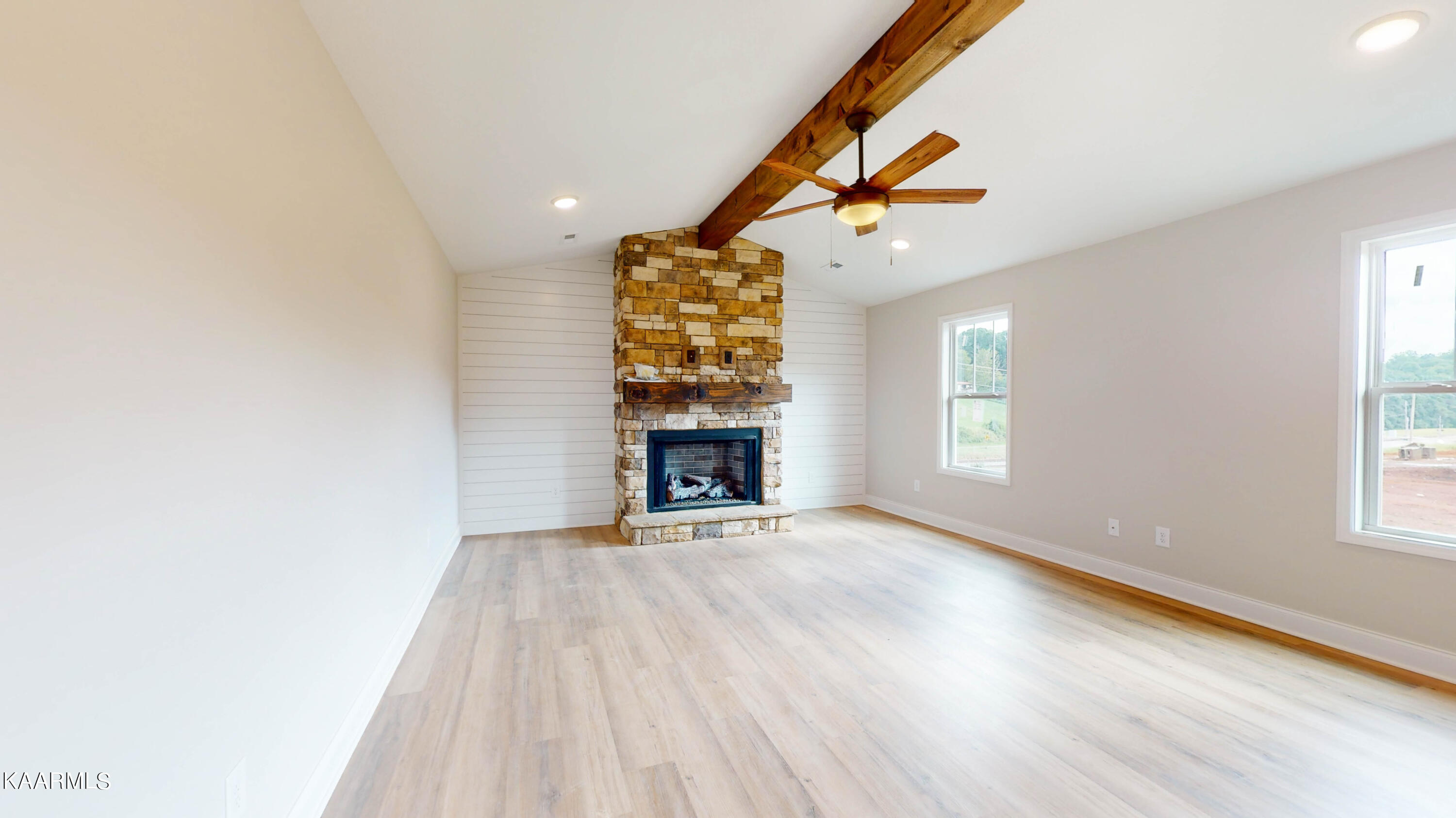 696 Black Oak Road Clinton, TN 37716 - Photo 7 of 20 Hearthside-Rd-09072022_094750