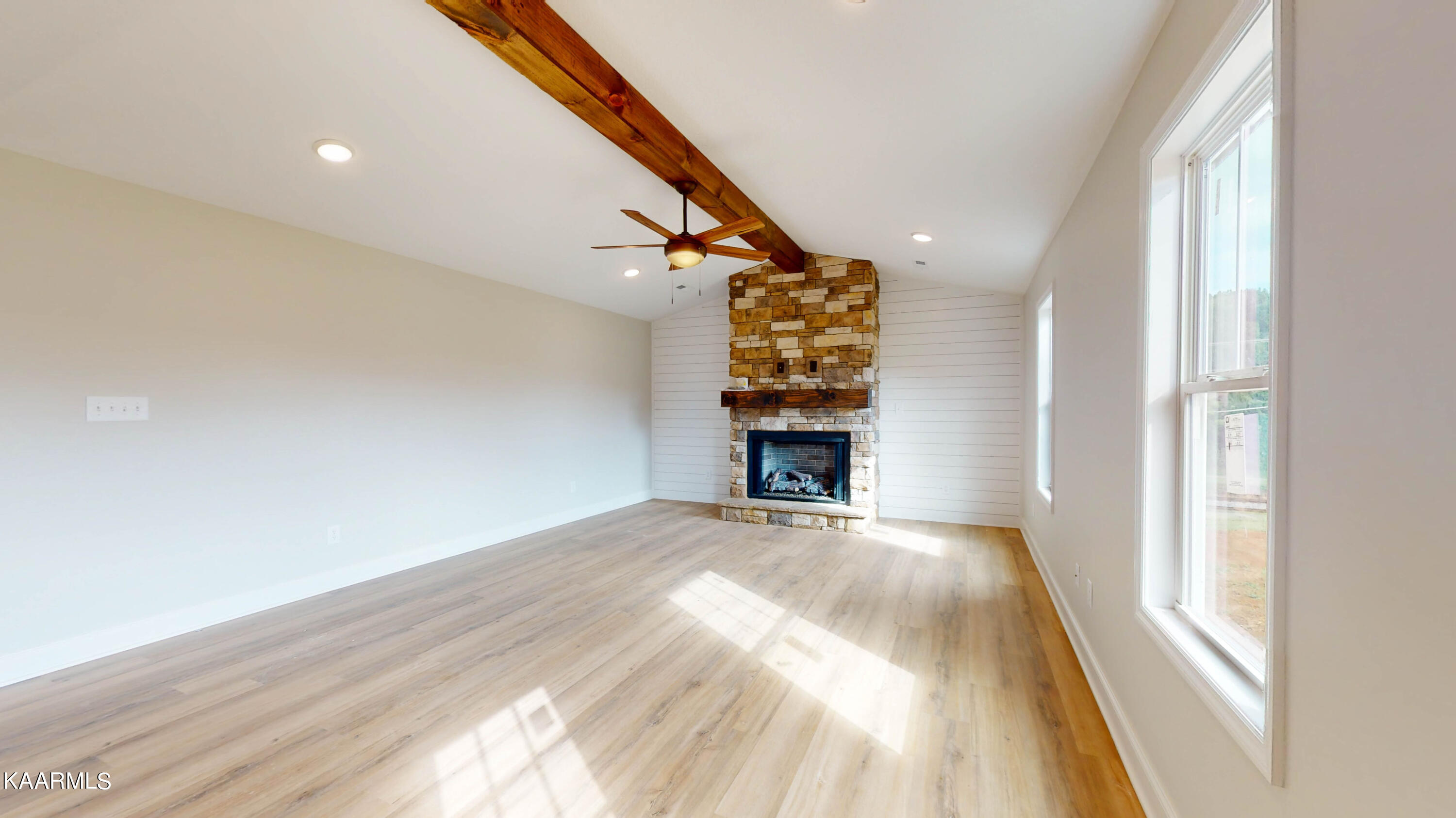 696 Black Oak Road Clinton, TN 37716 - Photo 9 of 20 Hearthside-Rd-09072022_094717