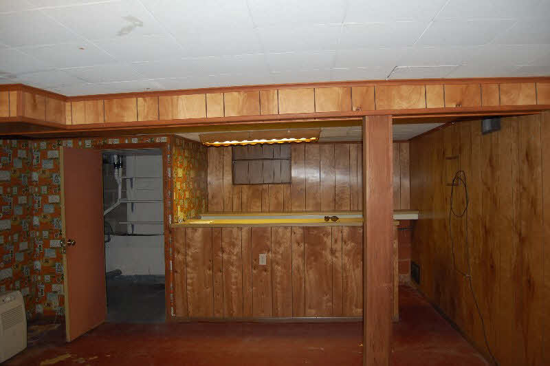 82 North Tuscola Road Bay City, MI 48708 - Photo 17 of 22