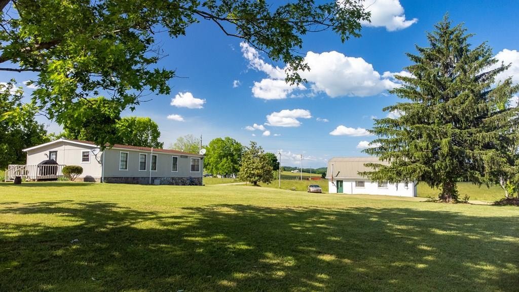 1724 Valley Home Road Dandridge, TN 37725 - Photo 2 of 30 Gallery Image 2