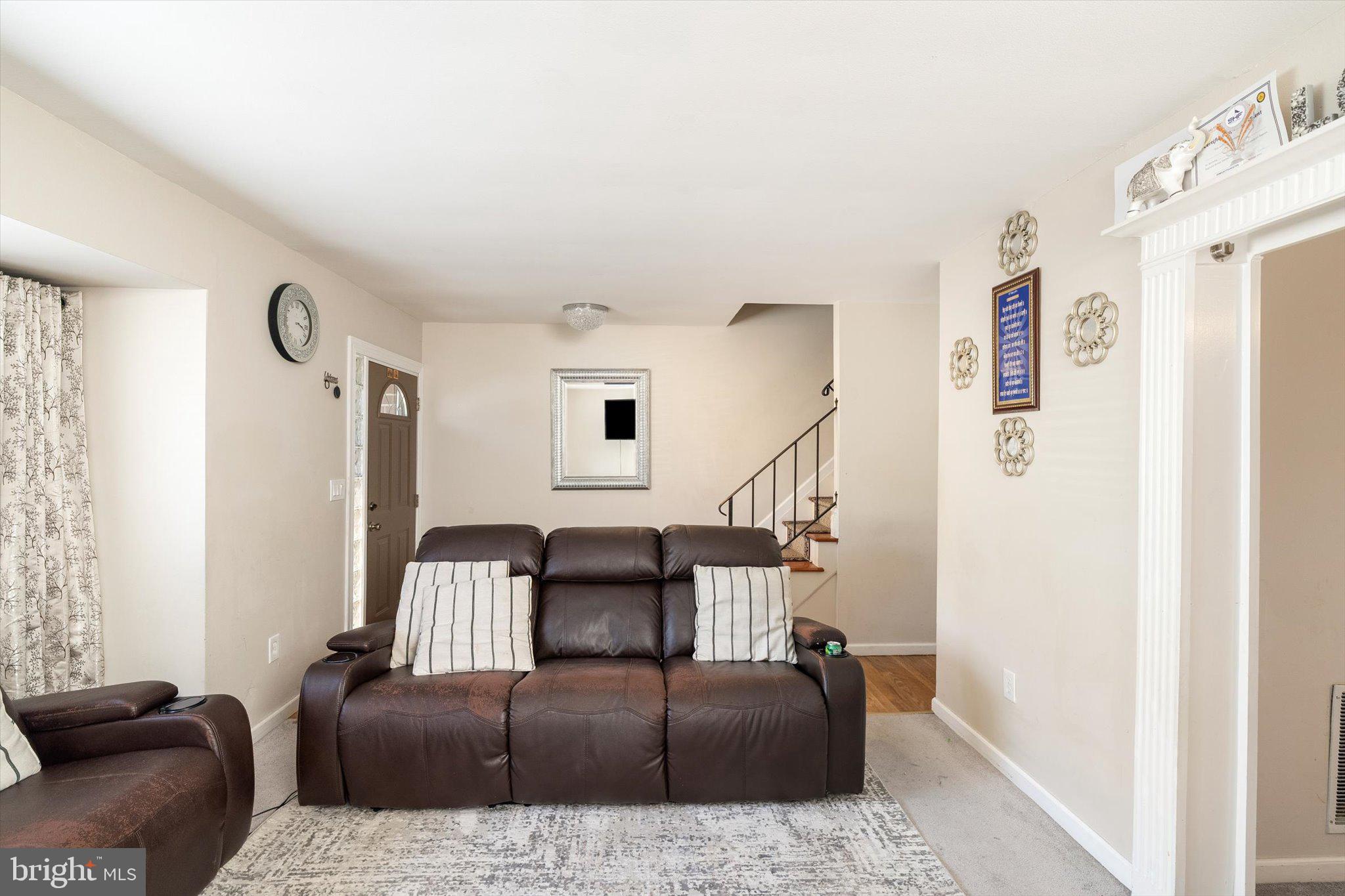 571 Fairfield Road East Windsor, NJ 08520 - Photo 4 of 18 Gallery Image 4