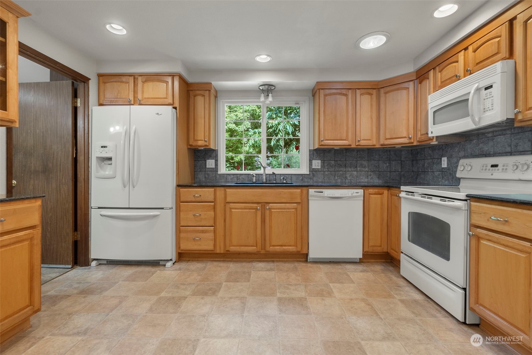 4130 Delphi Road Southwest Olympia, WA 98512 - Photo 31 of 40 Gallery Image 31