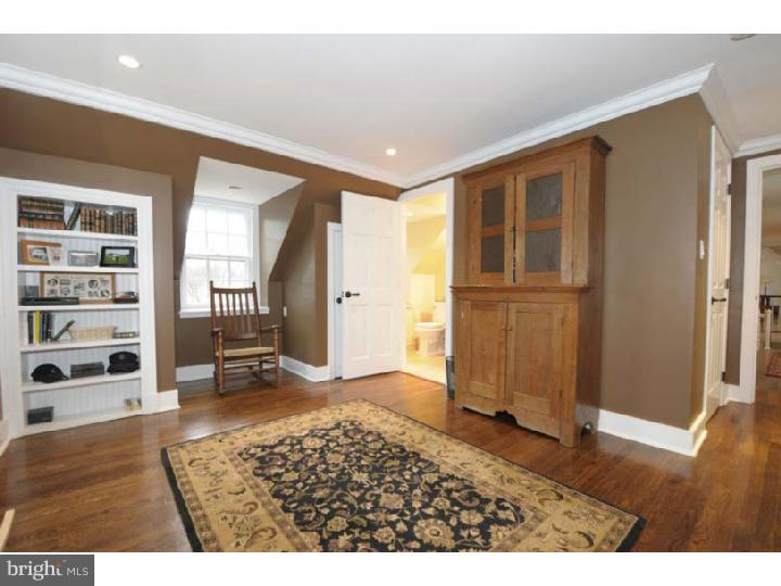 435 Great Springs Road Bryn Mawr, PA 19010 - Photo 5 of 13 Foyer