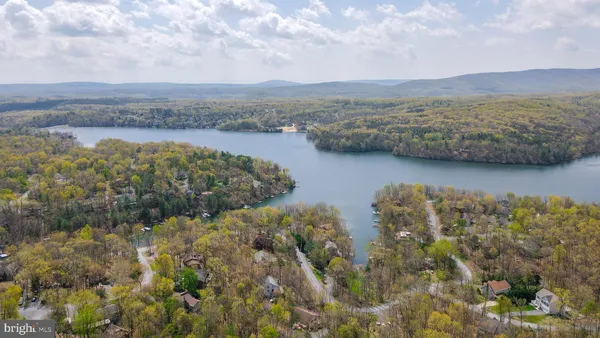 $439,000 | 109 Sycamore Place, Cross Junction, VA 22625