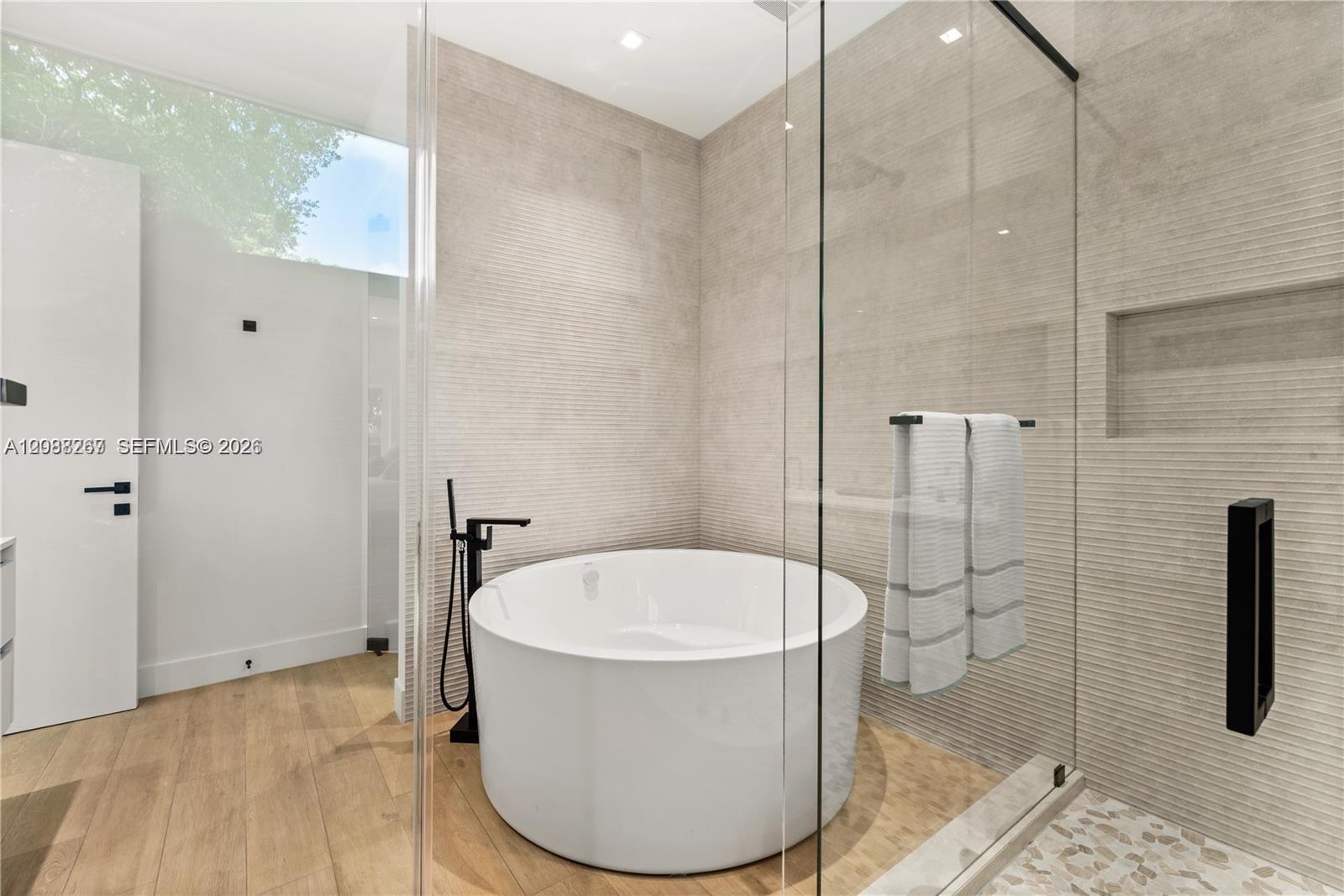 270 Southwest 29th Road Miami, FL 33129 - Photo 22 of 54 Gallery Image 22