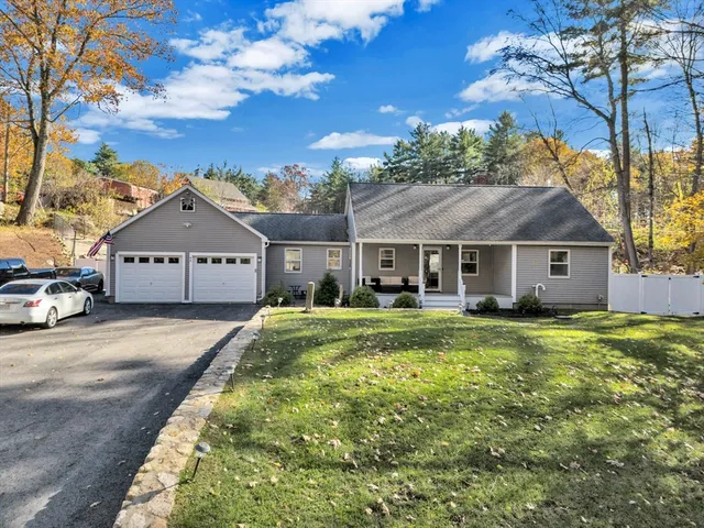 $799,900 | 68 East Main Street, Hopkinton, MA 01748