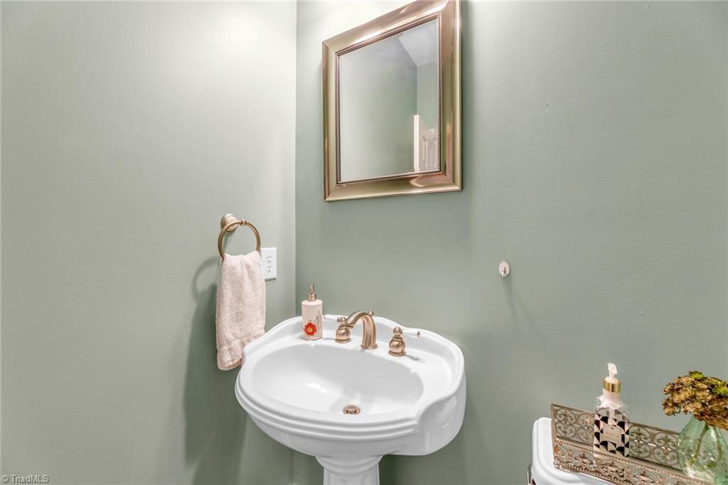8709 Bromfield Road Oak Ridge, NC 27310 - Photo 10 of 50