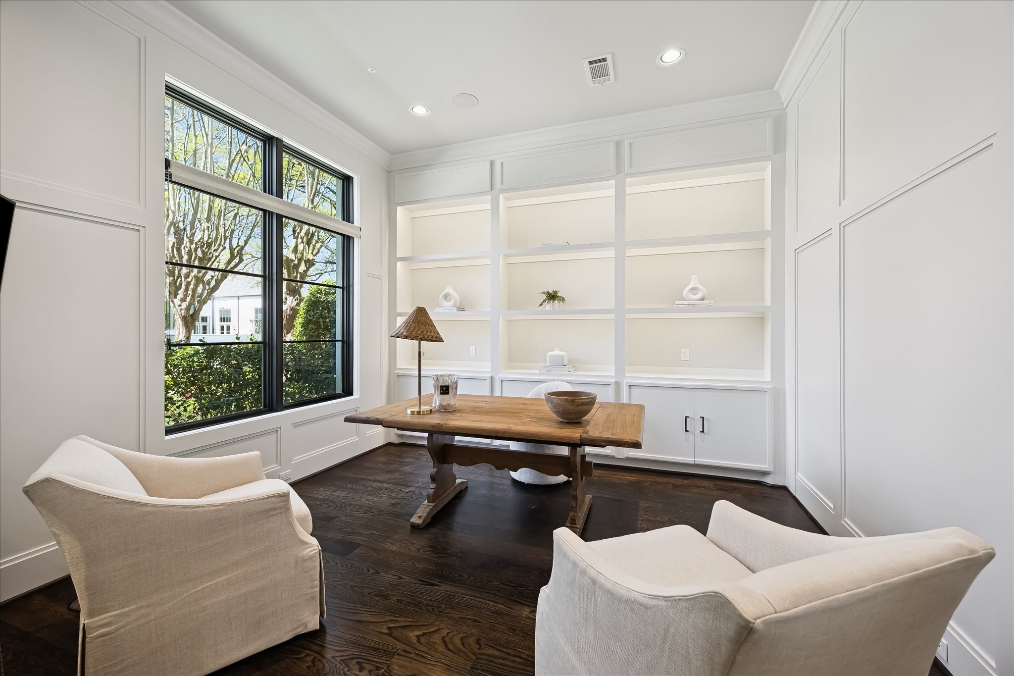 2117 Dickey Place Houston, TX 77019 - Photo 9 of 50