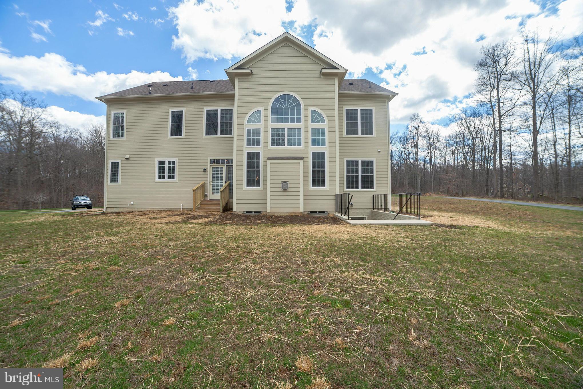 4809 Castlebridge Road Ellicott City, MD 21042 - Photo 3 of 30 Exterior (Rear)