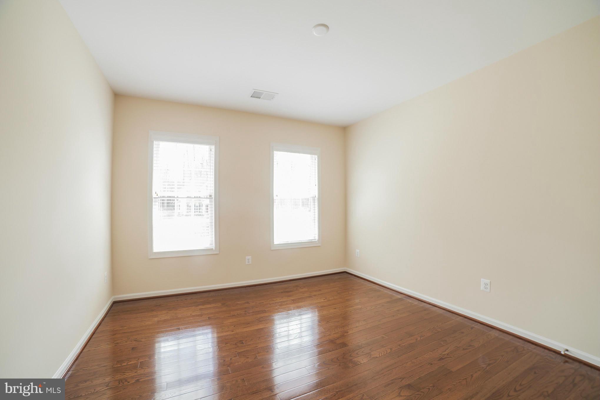 4809 Castlebridge Road Ellicott City, MD 21042 - Photo 27 of 30 Bedroom