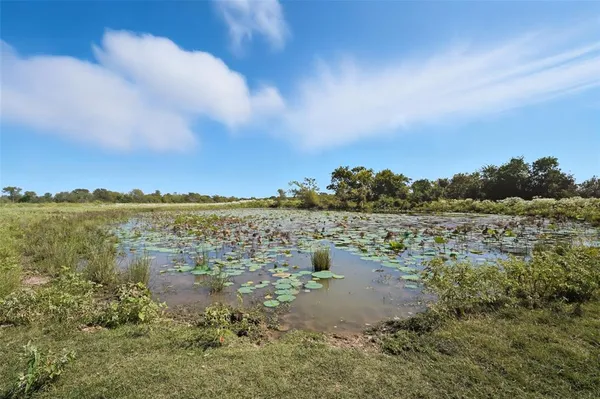 $10,000,000 | 3855 County Road 3410, Lone Oak, TX 75453