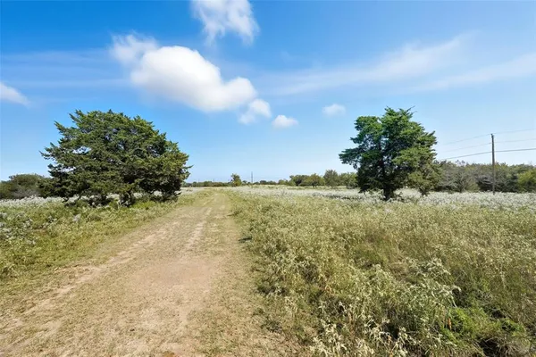 $10,000,000 | 3855 County Road 3410, Lone Oak, TX 75453
