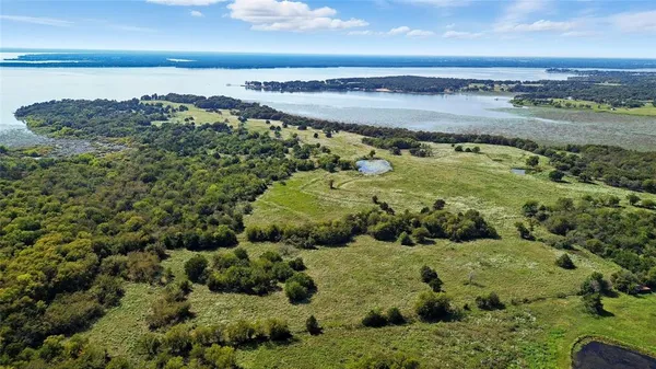 $10,000,000 | 3855 County Road 3410, Lone Oak, TX 75453