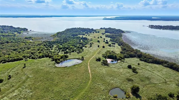 $10,000,000 | 3855 County Road 3410, Lone Oak, TX 75453