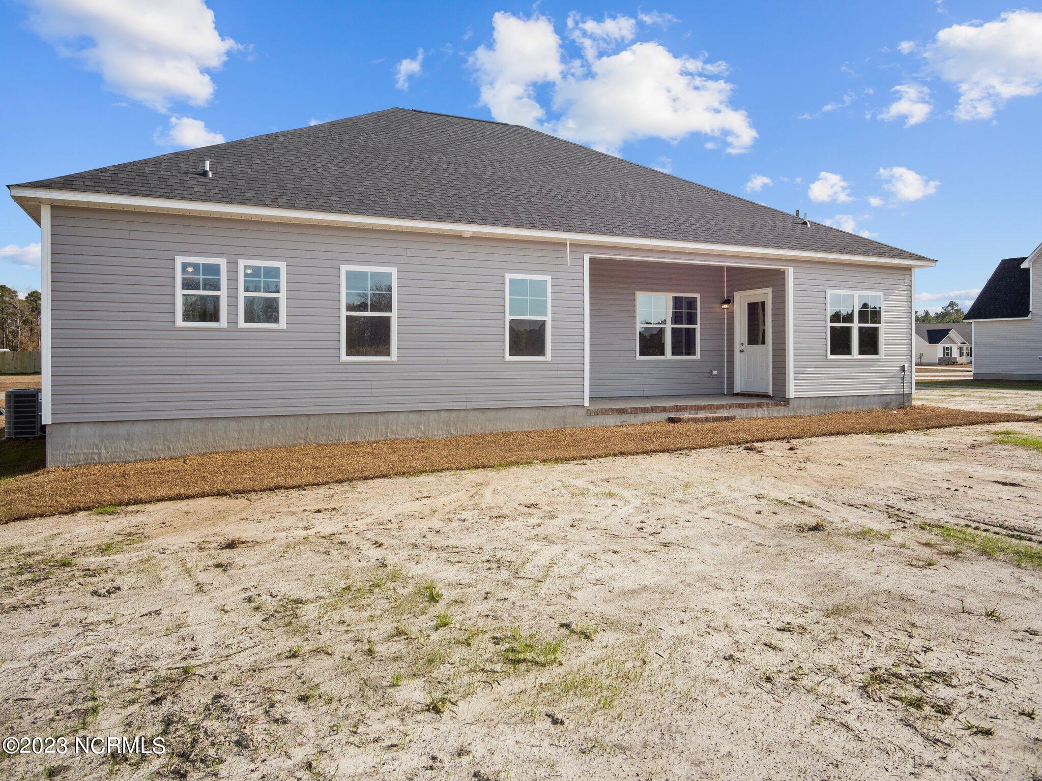231 North Windy Ridge Road Hubert, NC 28539 - Photo 35 of 37 46-web-or-mls-PC051511