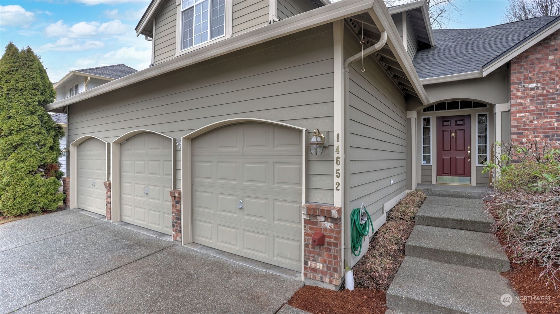 14652 Southeast 195th Place Renton, WA 98058 - Photo 2 of 35 Gallery Image 2