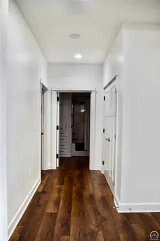 $517,000 | 2250 Lake Pointe Drive, Unit #304, Lawrence, KS 66049