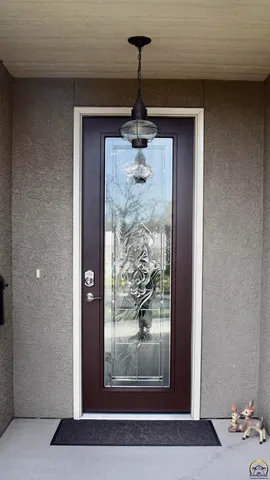 $517,000 | 2250 Lake Pointe Drive, Unit #304, Lawrence, KS 66049