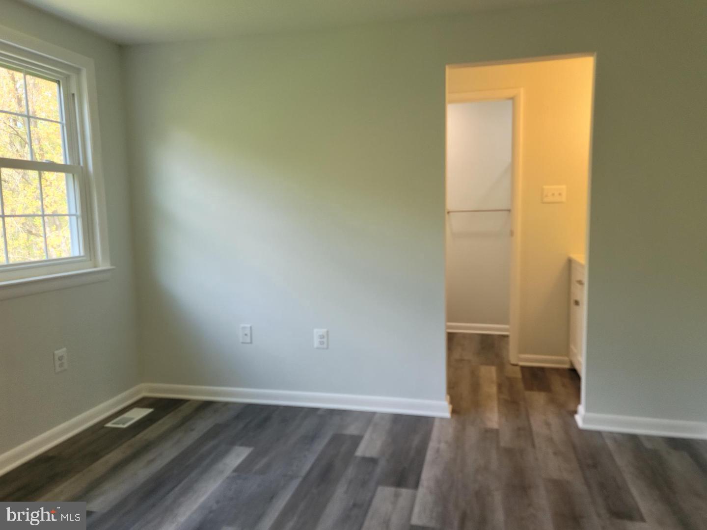 6220 Hillside Road Springfield, VA 22152 - Photo 15 of 23 Entrance to primary bathroom and walk-in closet