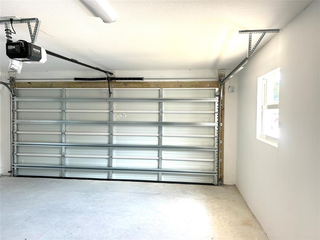 136 Lincoln Road Northwest Lake Placid, FL 33852 - Photo 28 of 31 a view of a room with storage and utility