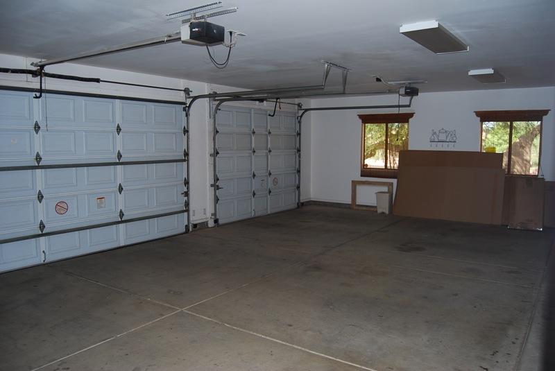 4055 North Recker Road, Unit 98 Mesa, AZ 85215 - Photo 12 of 28 Garage Interior